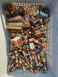 oltre 200  mignon di liquore da collezione