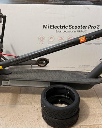 Xiaomi Mi Electric Scooter Pro 2