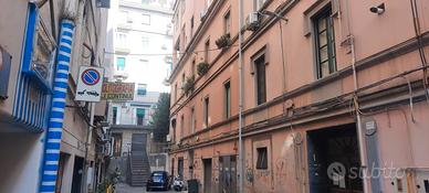 Appartamento in pieno centro per uso studio