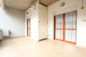 2 LOCALI A MARTINSICURO