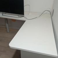 Scriania ad angolo +cassettiera +2 mensole grand