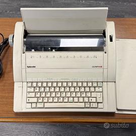 Macchina da scrivere (VINTAGE) funzionante
