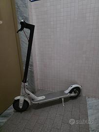 monopattino xiaomi m365 (DA RIPARARE) 
