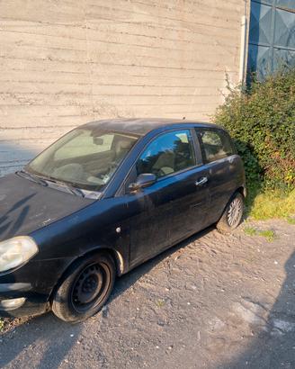 Lancia y per ricambi