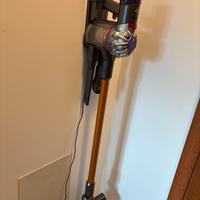 Aspirapolvere Dyson V8 Absolute