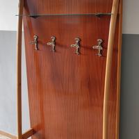 Attaccapanni in legno a muro