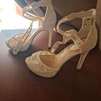 Scarpe con tacco