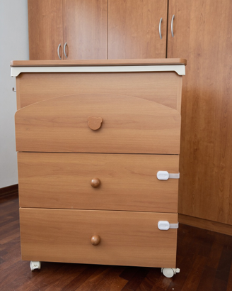 Bagnetto Fasciatoio in legno di Foppapedretti: