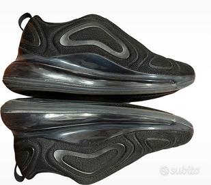 Nike Air Max 720 triple black n.42 (US 10/27cm)