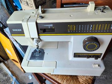 Macchina da cucire Singer