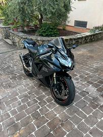 Suzuki GSX R 600 2010