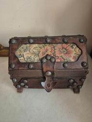 Bauletto in legno stile antico