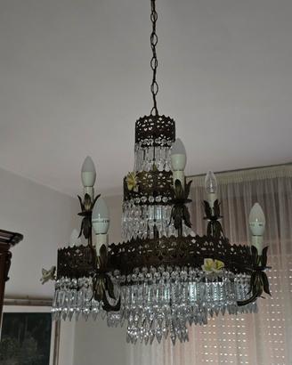 lampadario antico di cristallo