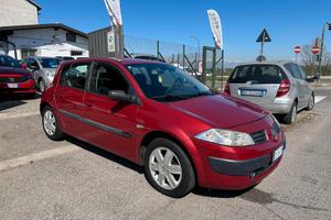 Renault Megane Mégane 1.6 16V 5 porte Luxe Dynamiq