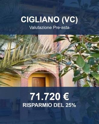 Immobile in asta di 132 m² con box auto a Cigliano