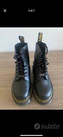 Scarponcini dr martens