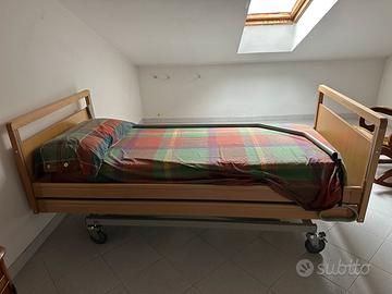 Letto sanitario/ ospedaliero
