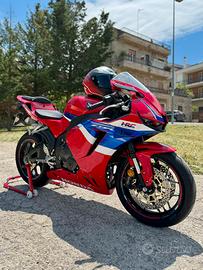 HONDA CBR 600 RR