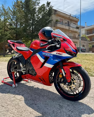 HONDA CBR 600 RR