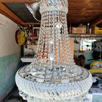 Lampadario in cristallo con pendenti 