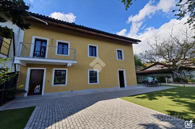 CASA SEMINDIPENDENTE A VILLAFRANCA D'ASTI