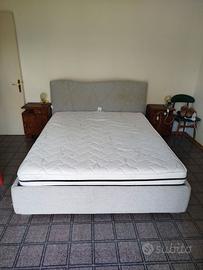 Letto matrimoniale con reti e materasso