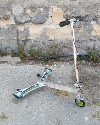 Monopattino a 3 ruote Razor PowerWing - Pieghevole