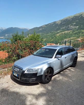 AUDI A 6 MARCIANTE O PEZZI DI RICAMBIO 