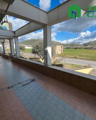 Vitulazio locale Commerciale 100mq