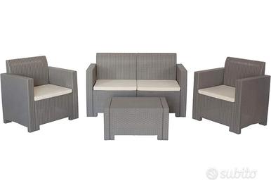 Set sedie, divano e tavolino da giardino