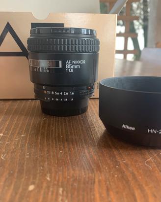 Nikkor 85 autofocus f1.8