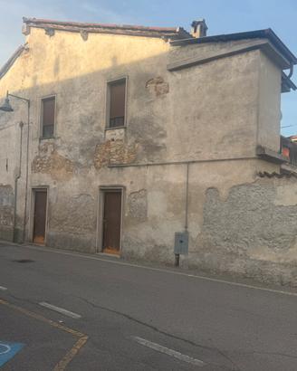 Casa terratetto con giardino