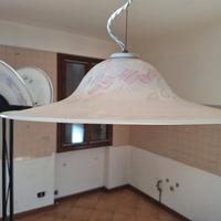 lampada a stelo e lampadario