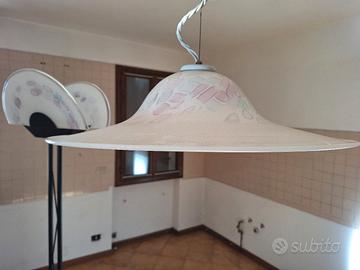 lampada a stelo e lampadario
