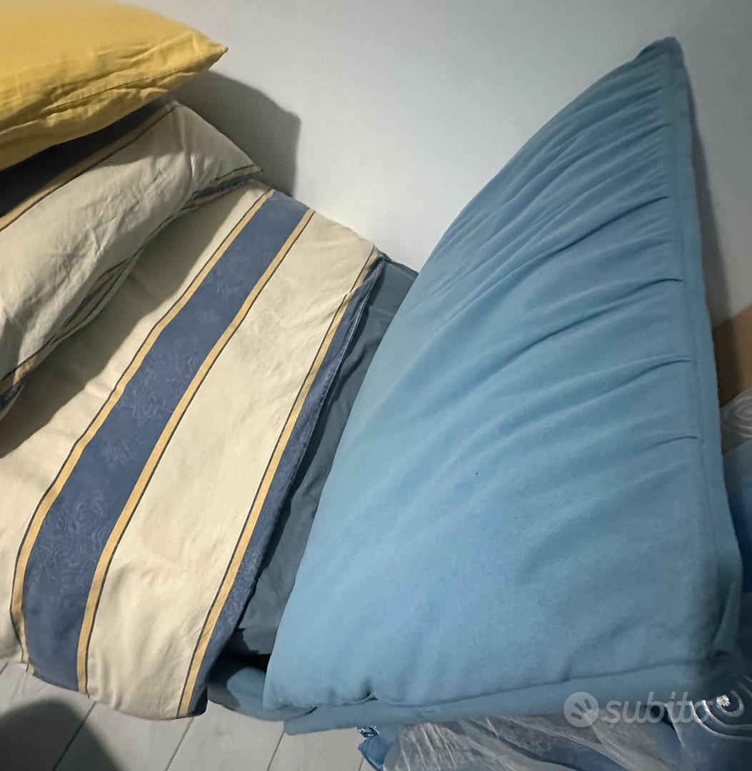 Letto singolo Chateau d'ax con pouf letto singolo - Arredamento e  Casalinghi In vendita a Campobasso