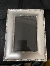 Cornice in argento