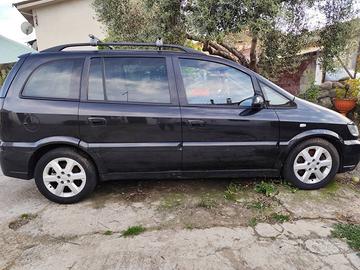 SOLO PER RICAMBI Zafira OPC Sardegna
