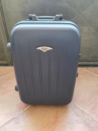 american tourister con misure per la cappelliera