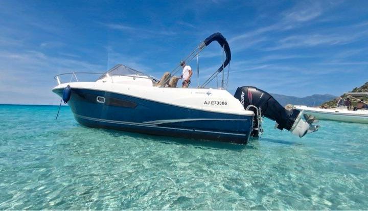 Jeanneau Cap Camarat 8.5 WA del 2012