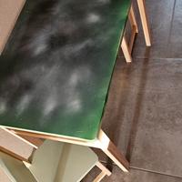 tavolino per bambini. 