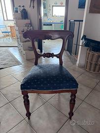 Sedia classica in legno massello