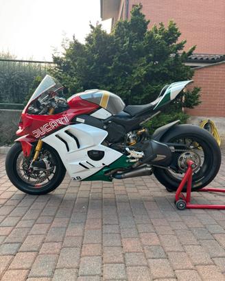 Panigale v4s 2023