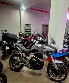 Kawasaki Versys 650 ANNO 2011 BAULETTO