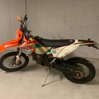 Ktm 125 exc six days 2011