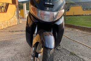 Suzuki Burgman 400cc