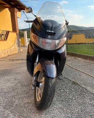 Suzuki Burgman 400cc