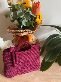 borsa handmade all’uncinetto bordeaux