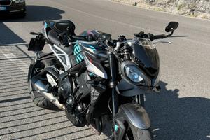 Triumph Street Triple 765 R 2023