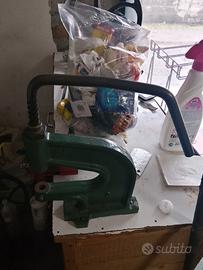 Torchietto per bottoni numero 3