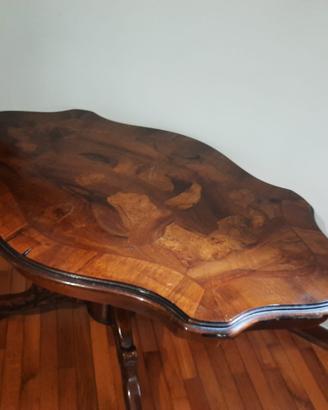 Tavolo antiquariato
